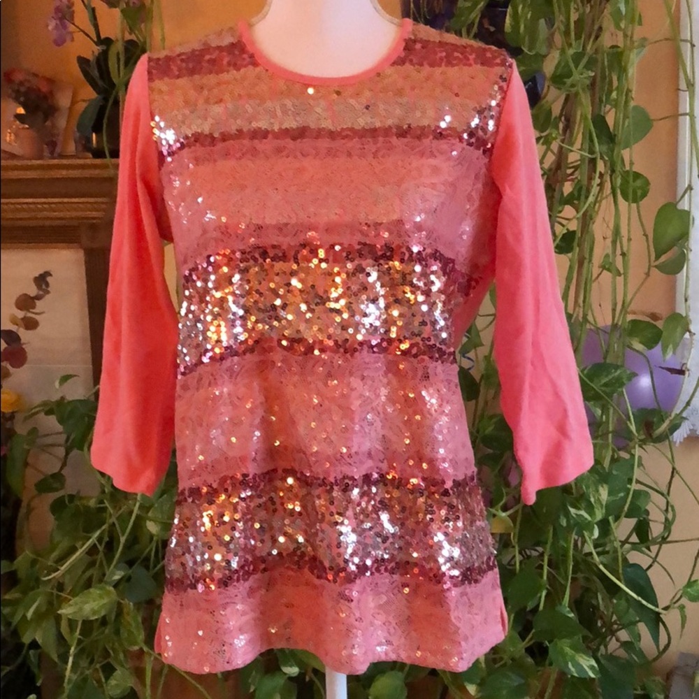 NWOT - NEVER USED Sparkle top three fourth sleeves
